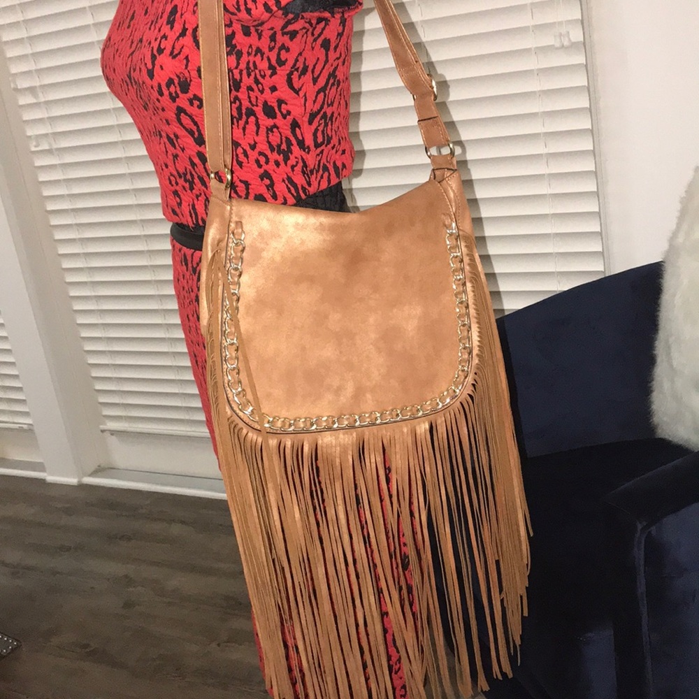 H&M tan suede fringe purse.